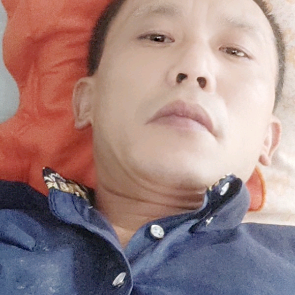 弧线条信息的照片