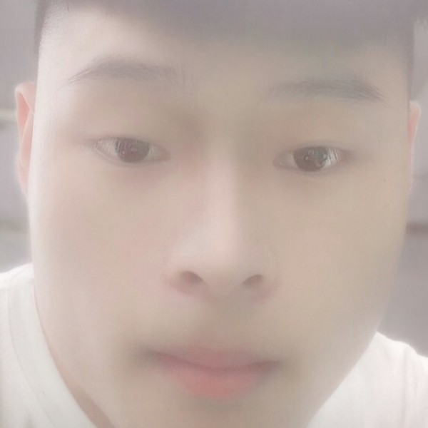 白开水蹙眉土豪的照片