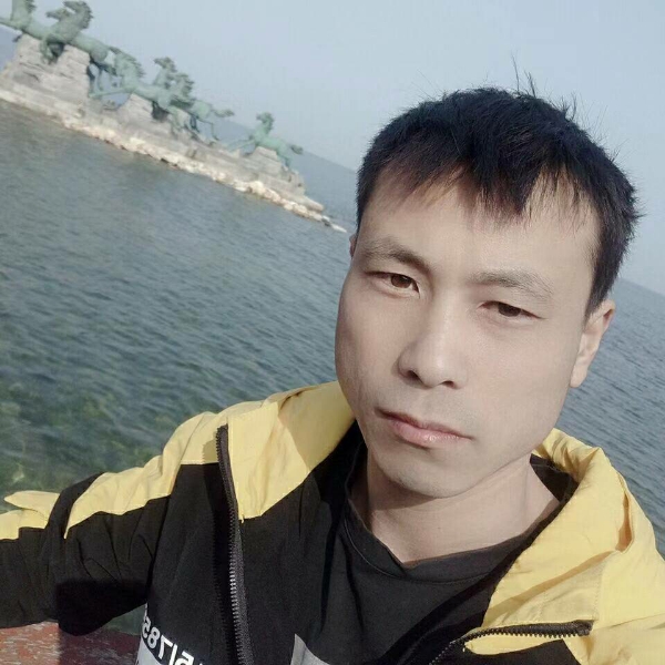 笑靥相许洁净的照片