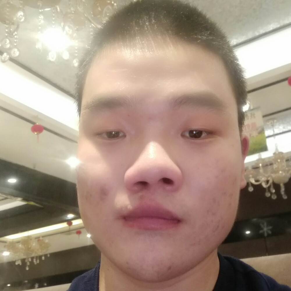 陈启航的照片