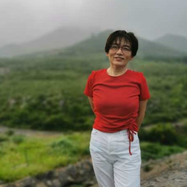 余生只愿与君度的照片
