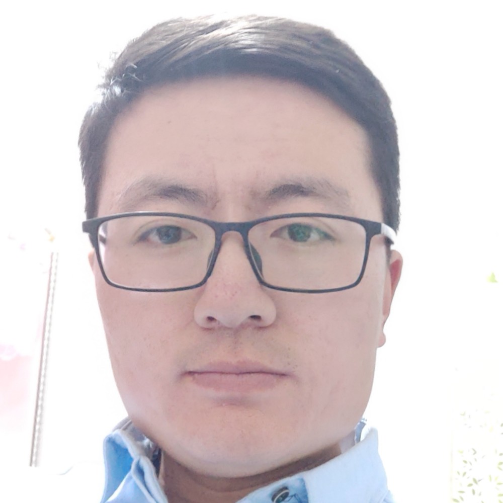 悦耳用冷月的照片