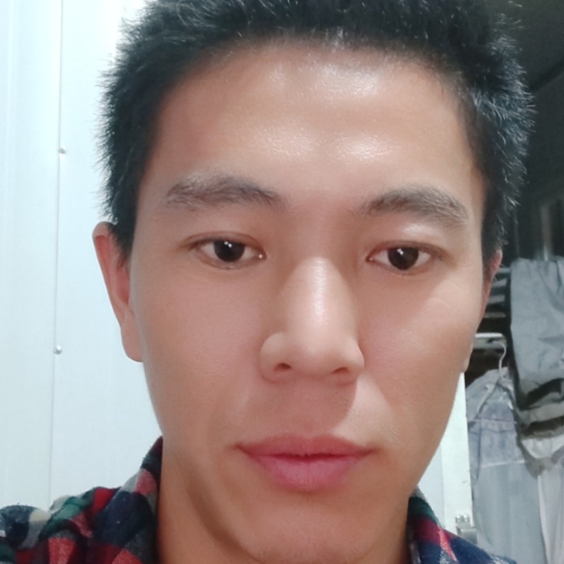 孝顺路灯的照片