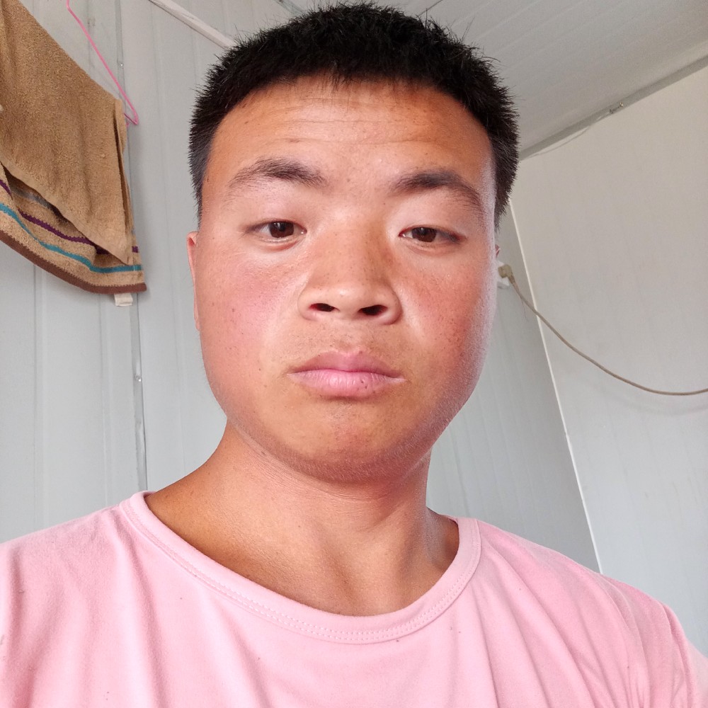 訾东的照片