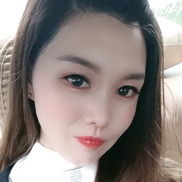 很萌的大象的照片