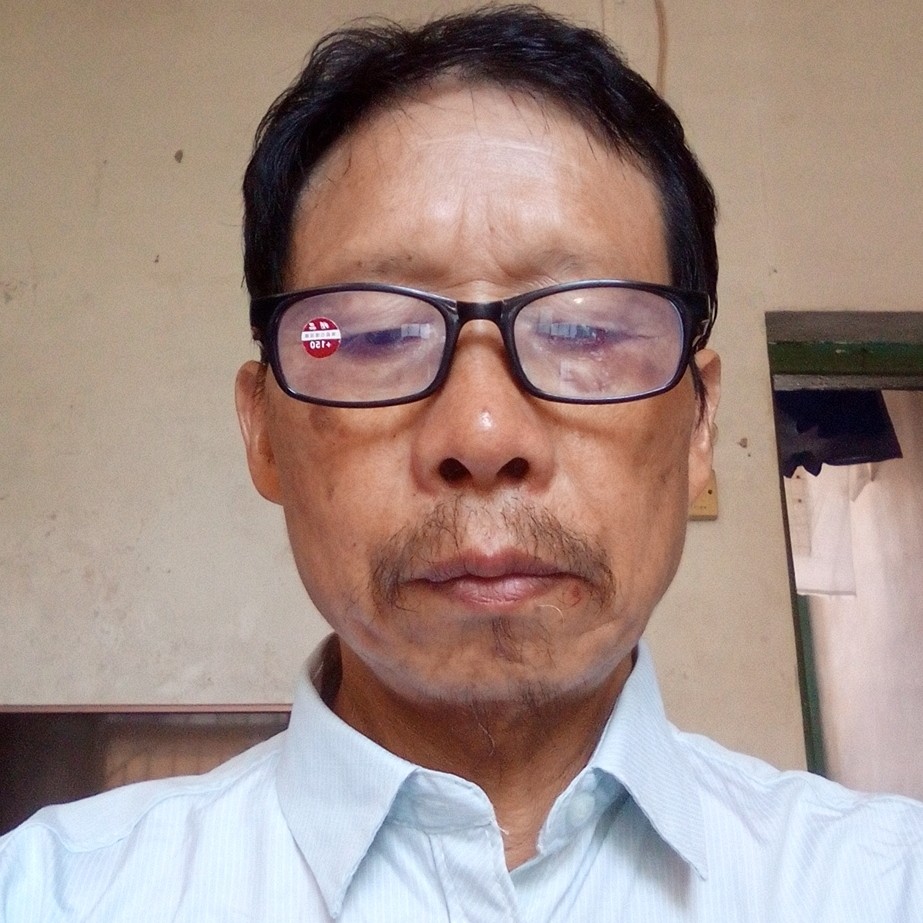 翩飞就玉米的照片