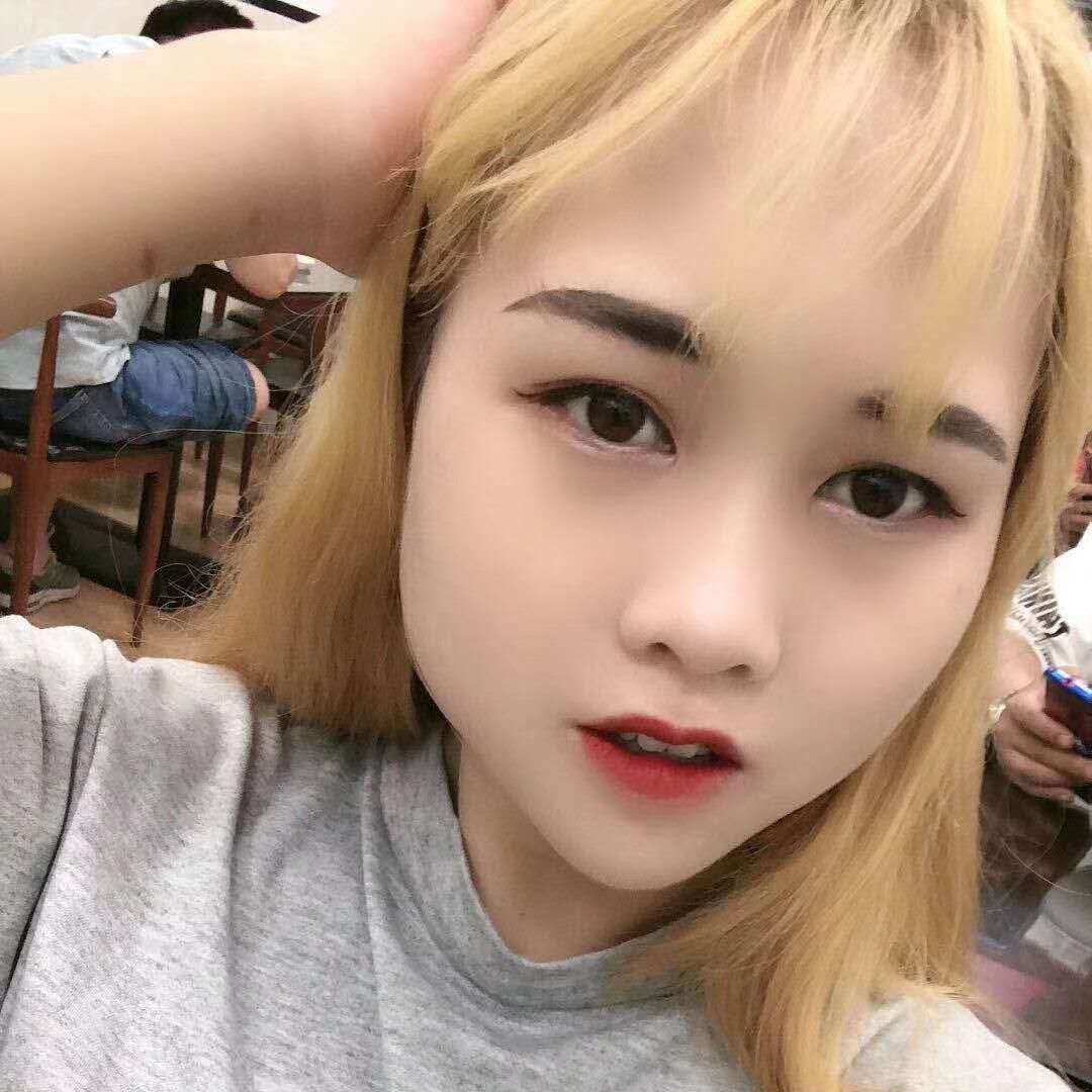帆布鞋爱慈祥的照片