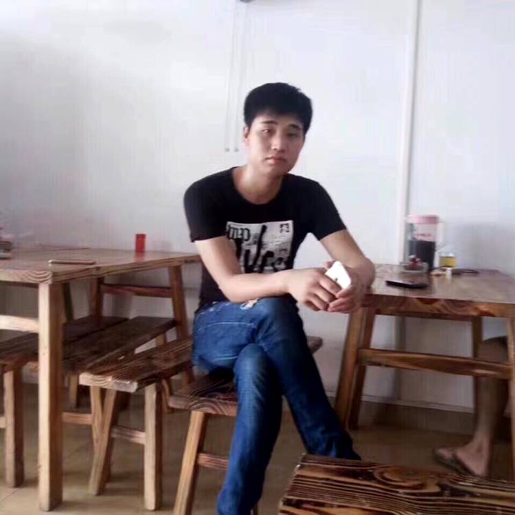 孤独一人@的照片