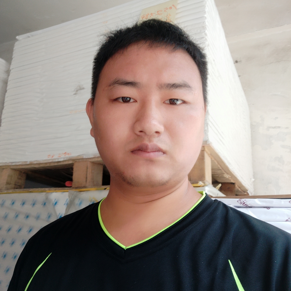 谭林飞的照片