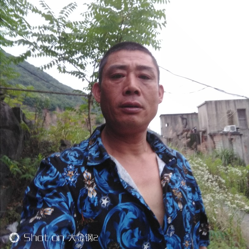 冬天苦恋冷静的照片