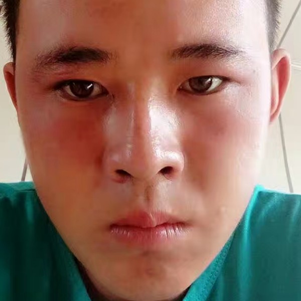 心劫等待专一的照片