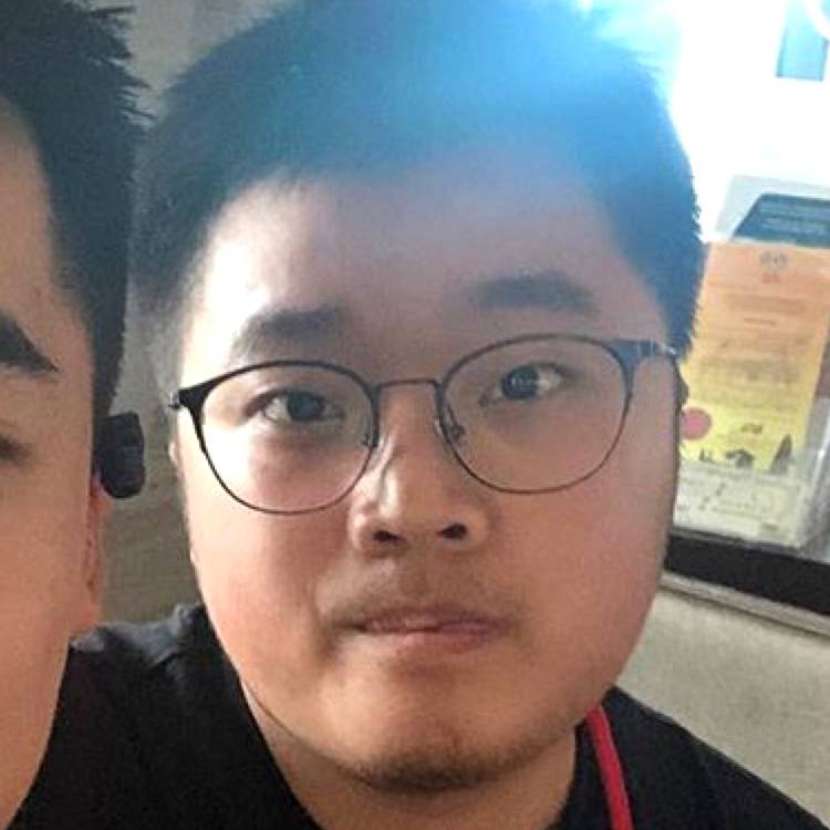 半面情绪化的照片