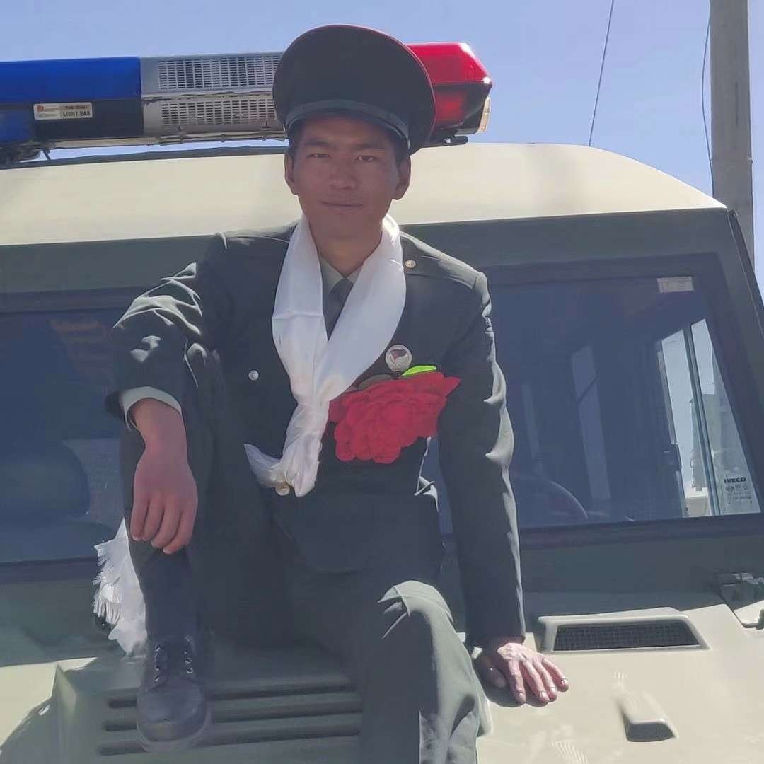 情葬っ死海的照片