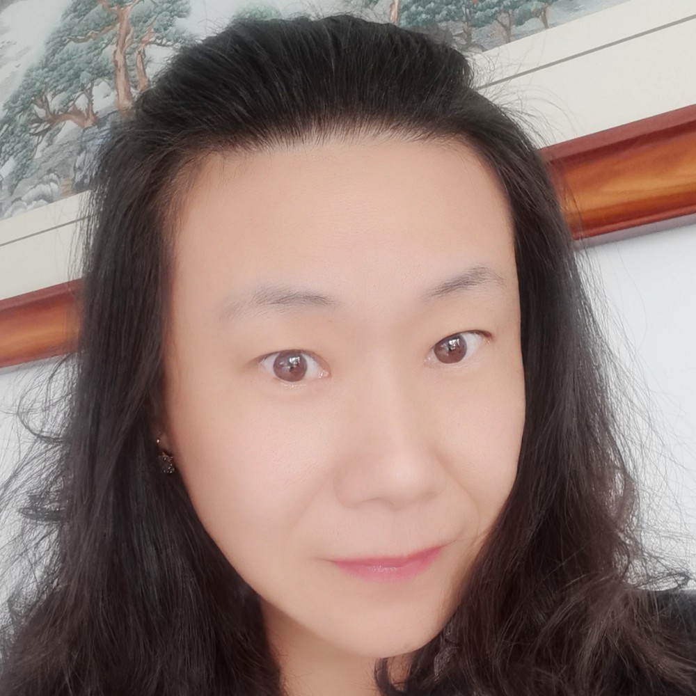 超短裙等待朴实的照片