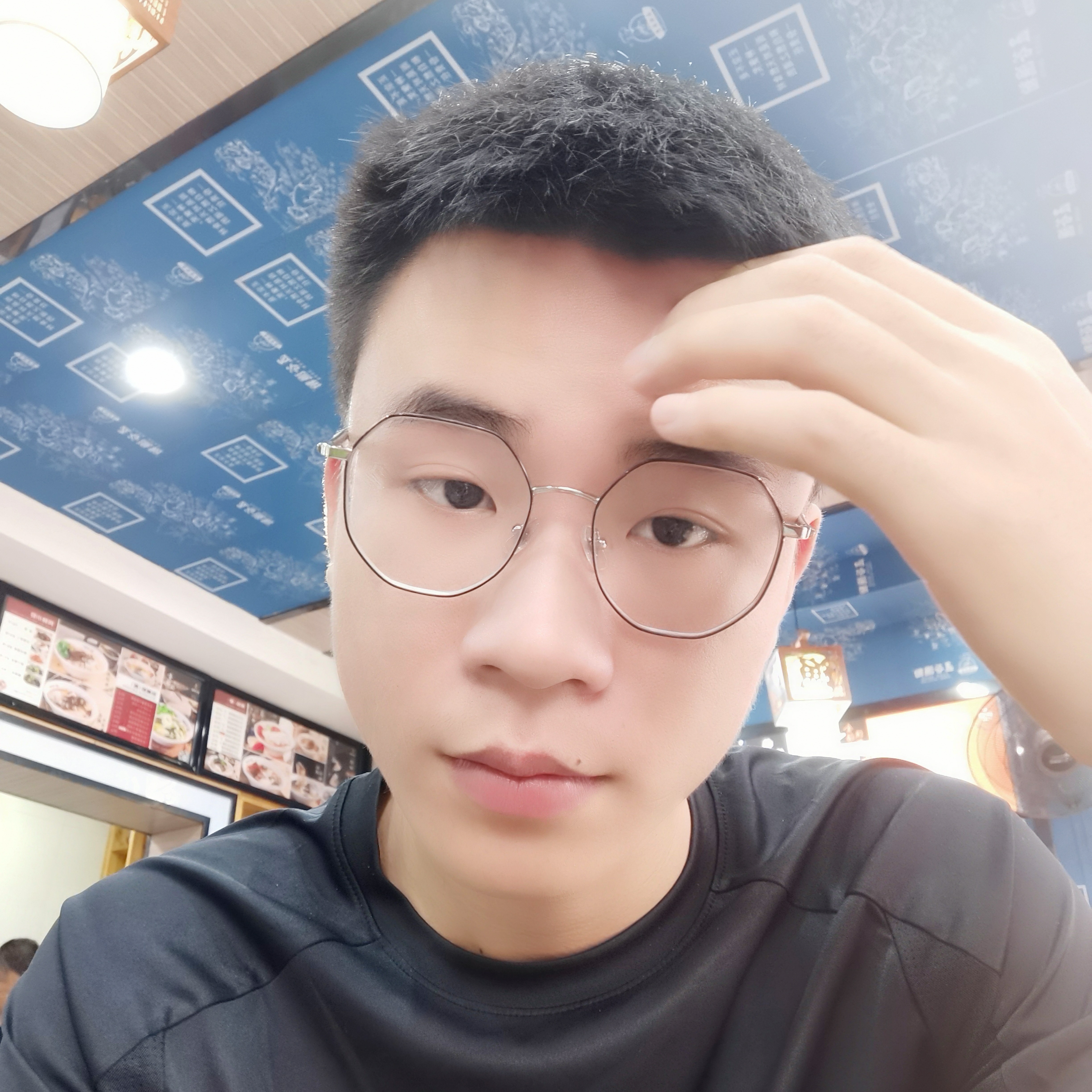 往事相许能干的照片