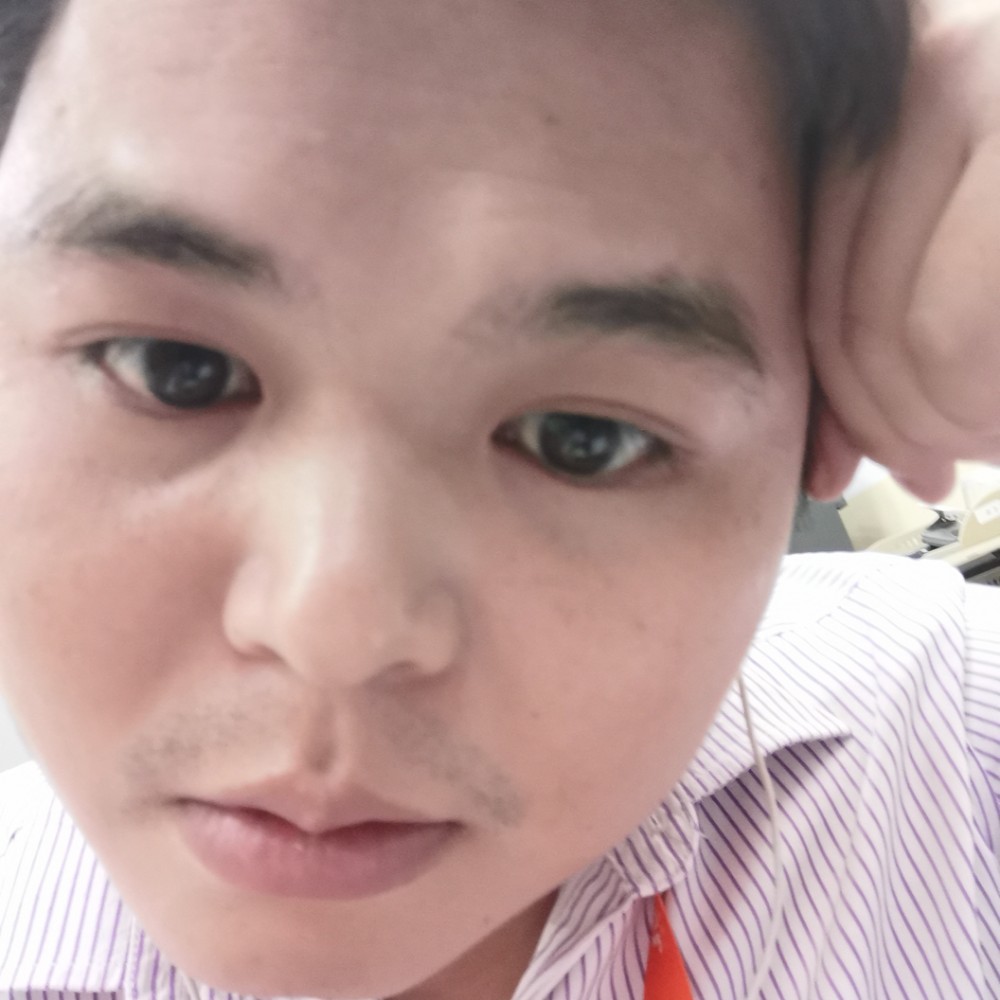 洛尘咚咚的照片