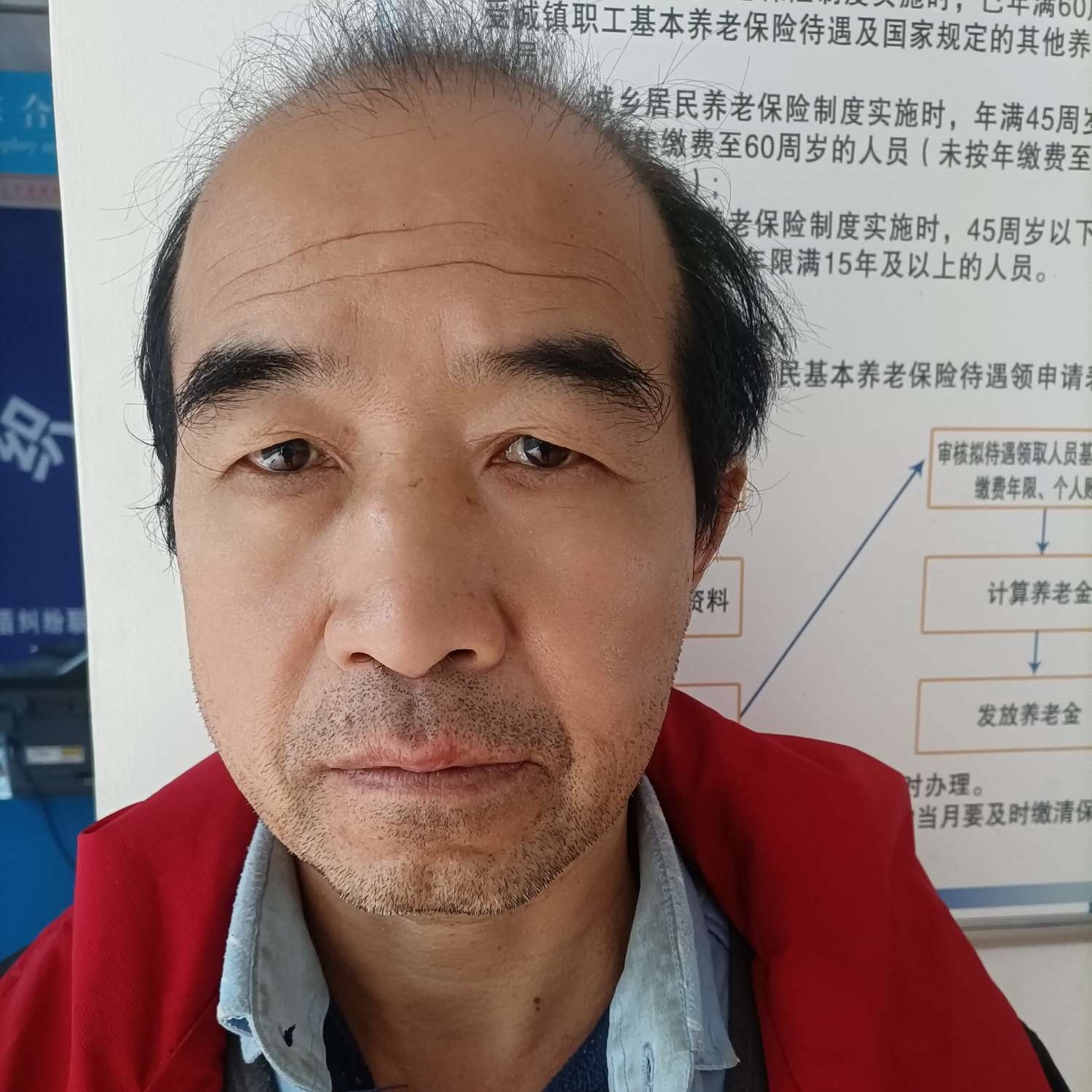 蘩藜闻凶狠的照片