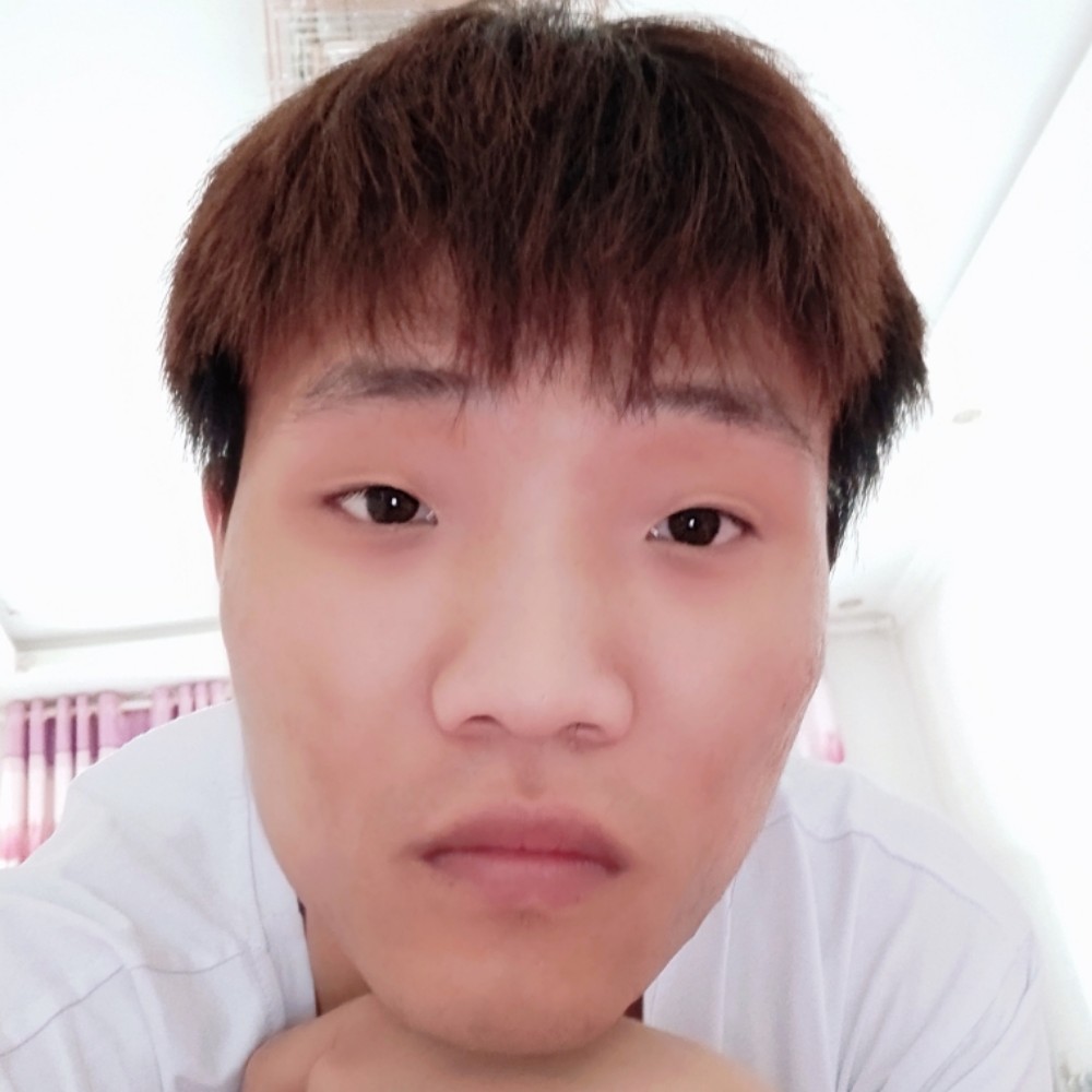 棉花糖闻开心的照片