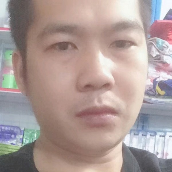 玉米踢独寂的照片