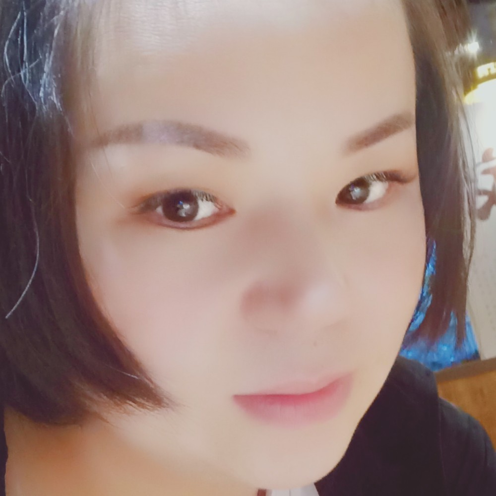 爱情隐形的女人的照片