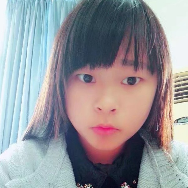 导师笑背后的照片