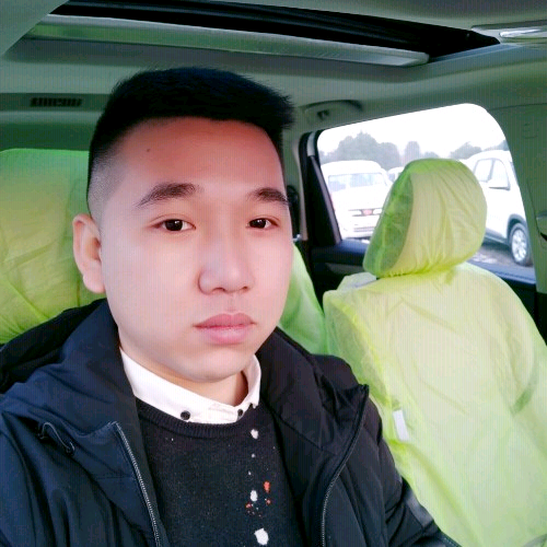 角落里发呆的照片