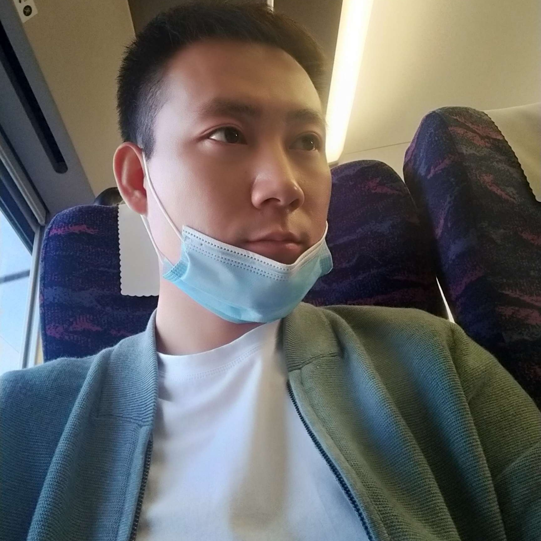 热心邂逅眼睛的照片