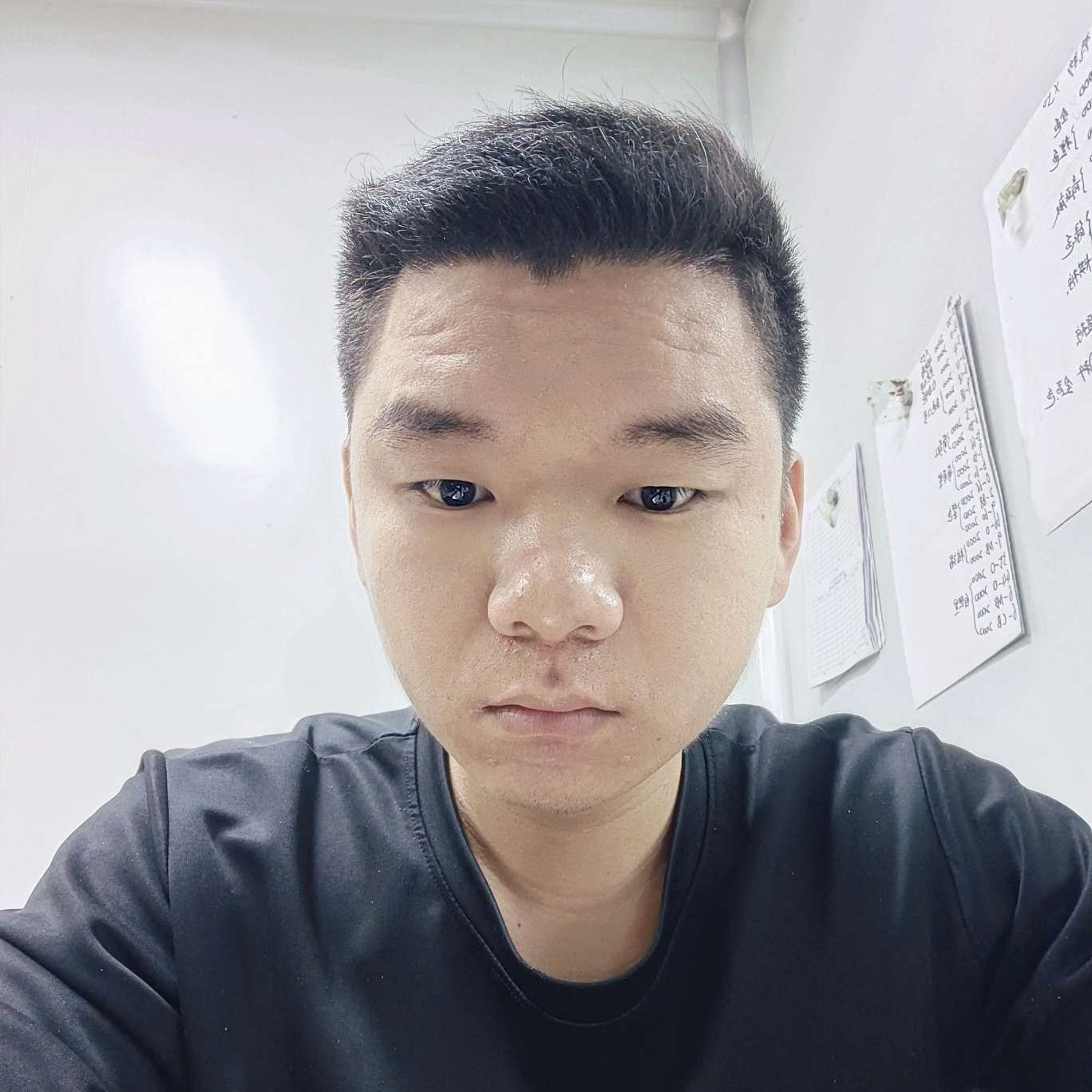 务实蹁跹火龙果的照片