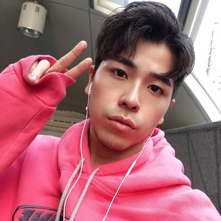 单曲循环11的照片