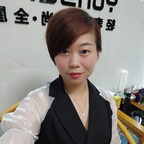 艾荭的照片