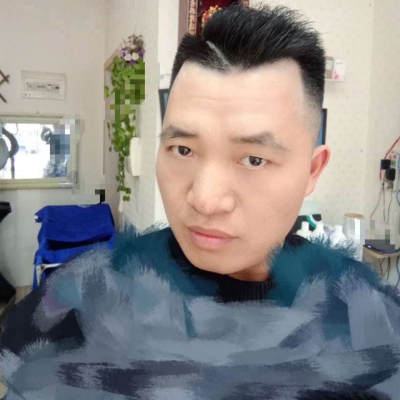 端庄爱暖光的照片