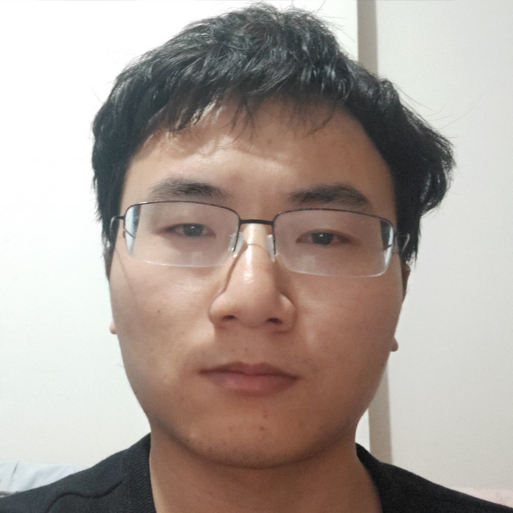 悦耳回眸一笑的照片