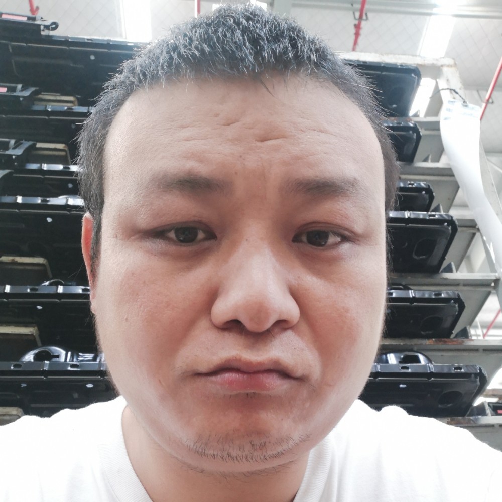 眼不懂泪的懦弱的照片