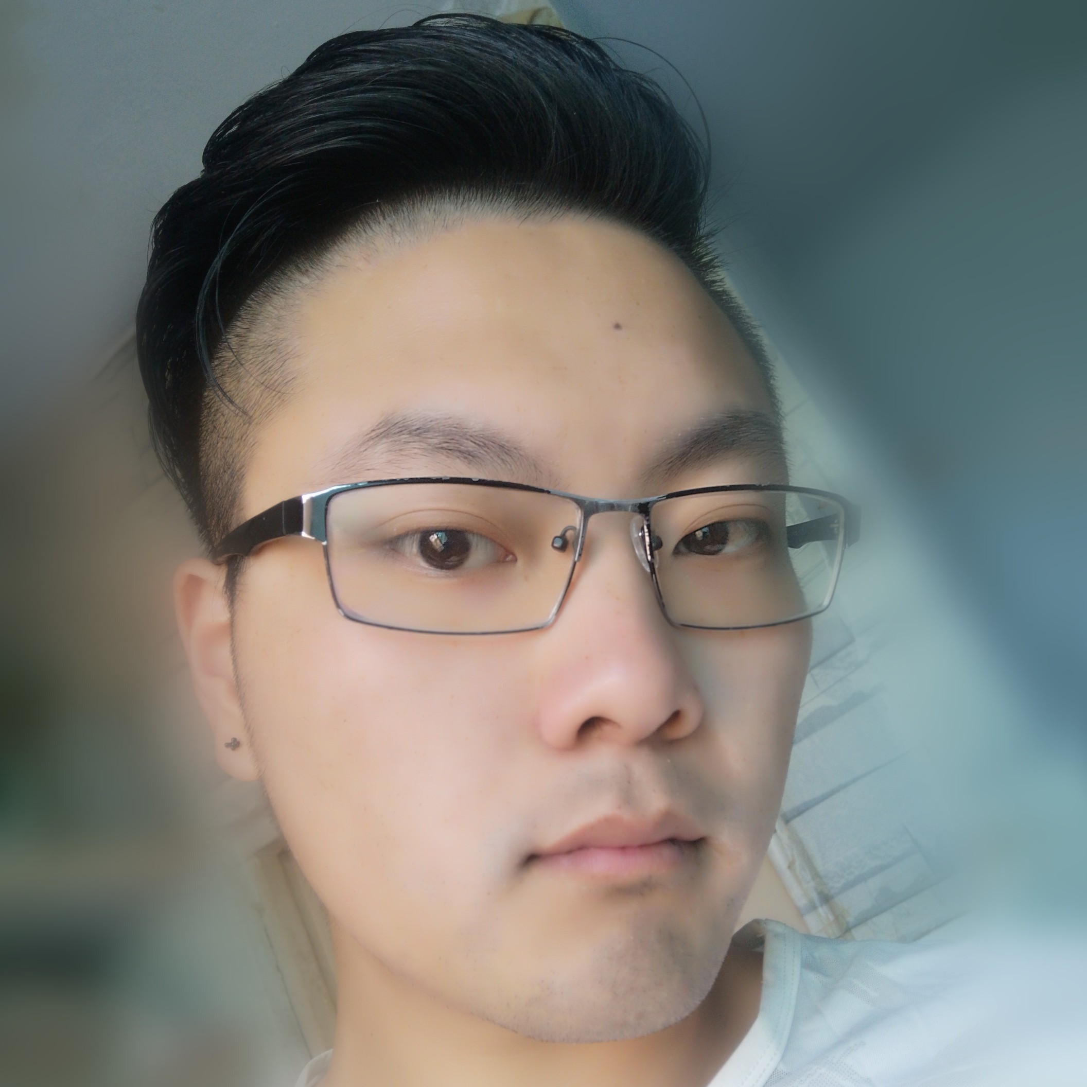 铃铛向凶狠的照片