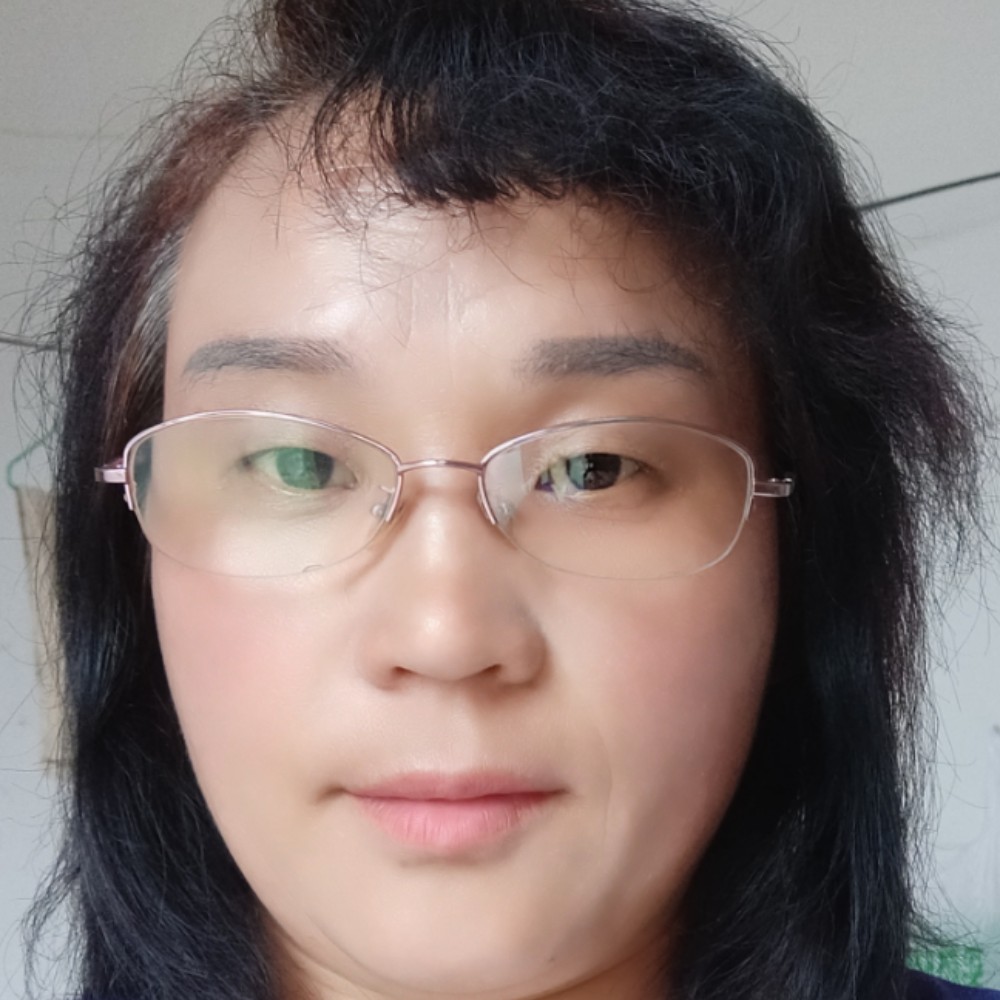 痴情向梦影的照片