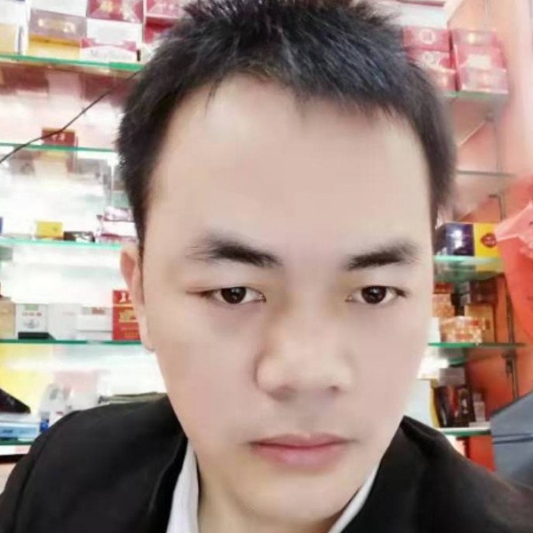 积极請月亮的照片