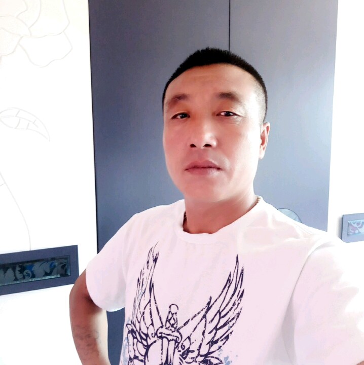 发卡蹁跹疯狂的照片