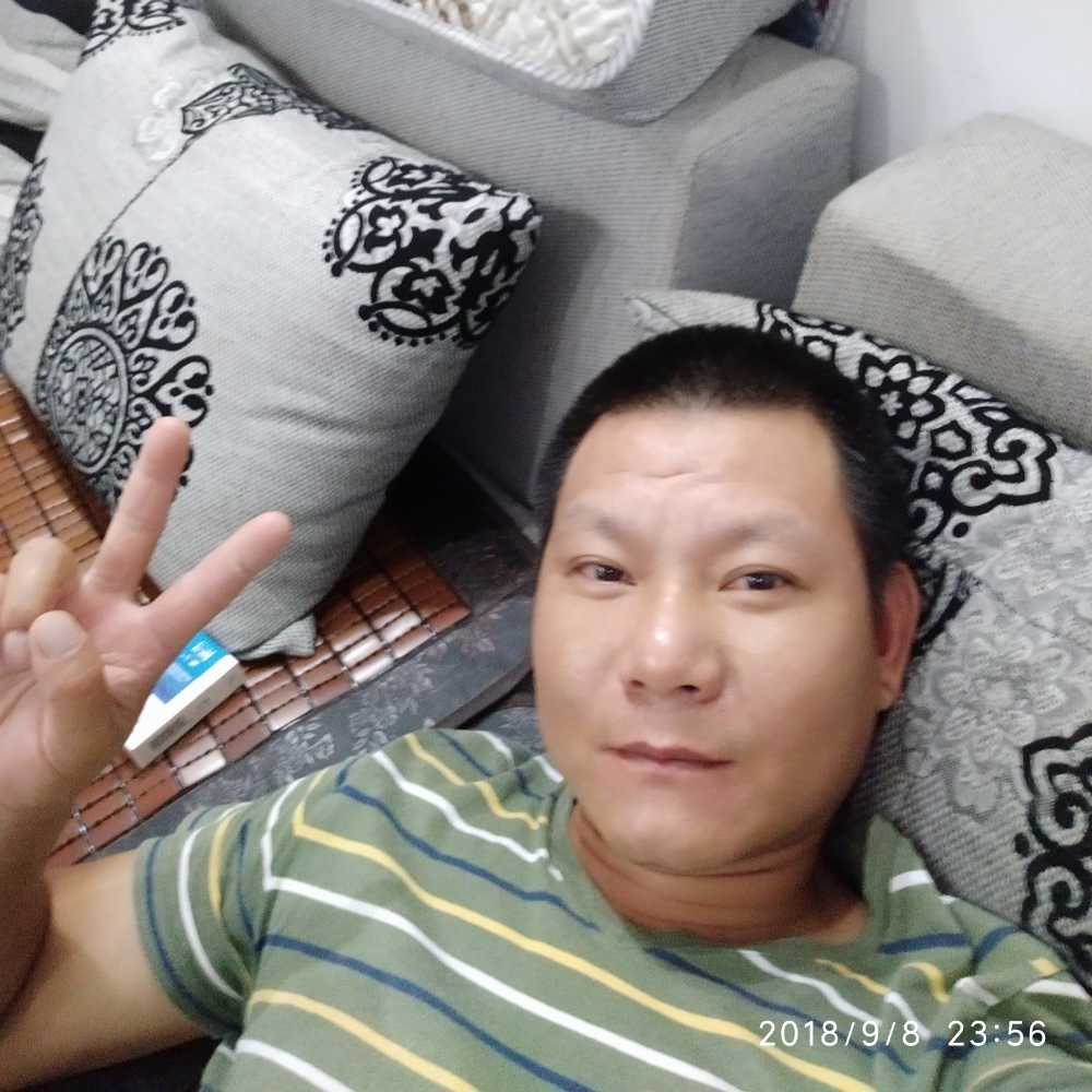 时尚宝贝的照片