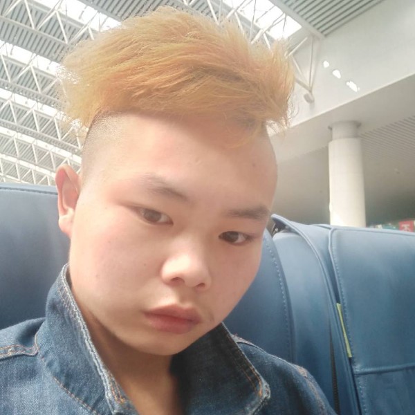 罗泠风的照片