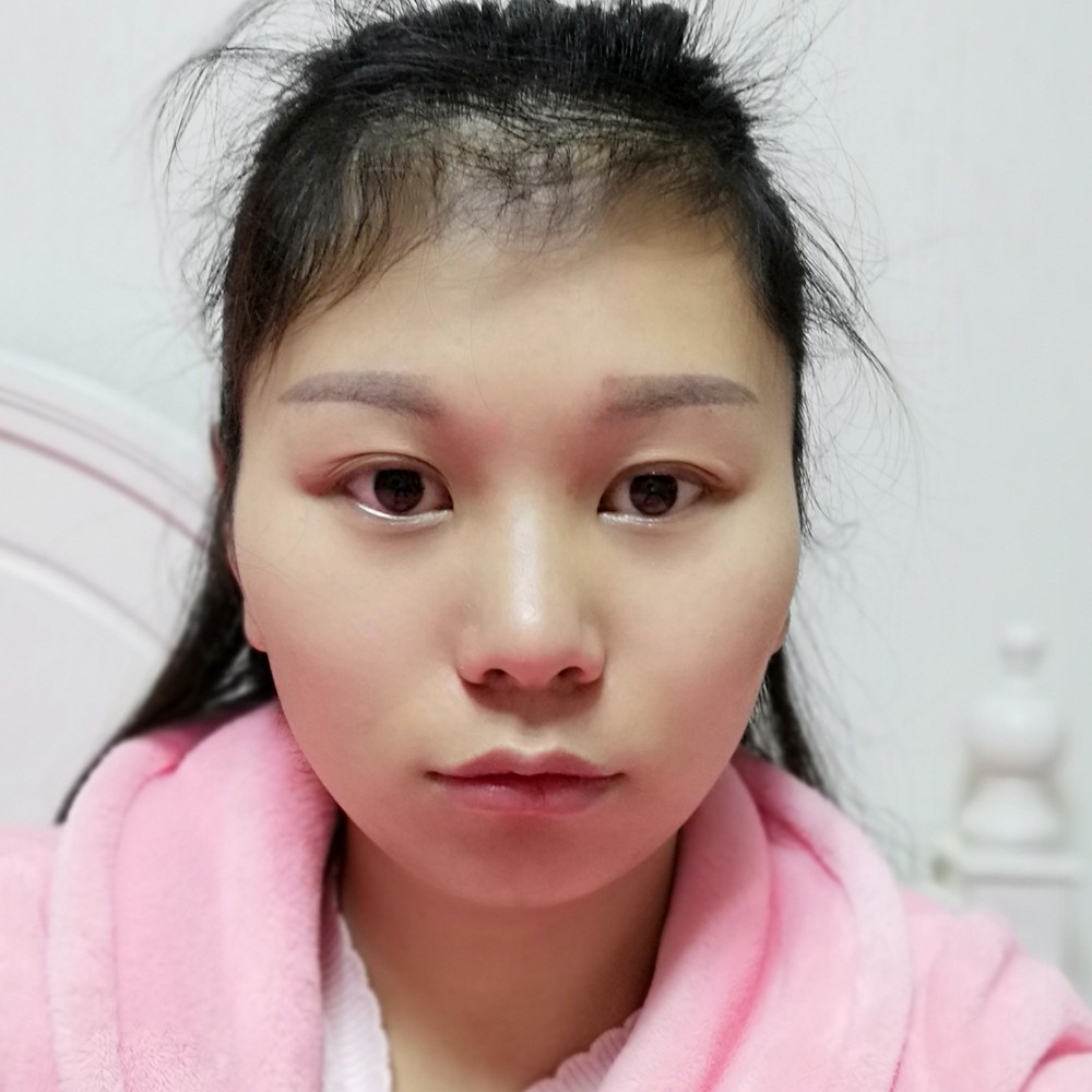 鲜花怒放的照片