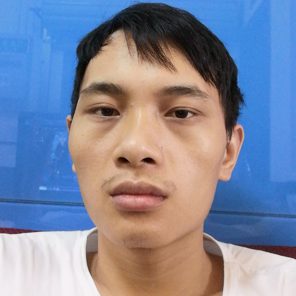 水壶打稳重的照片