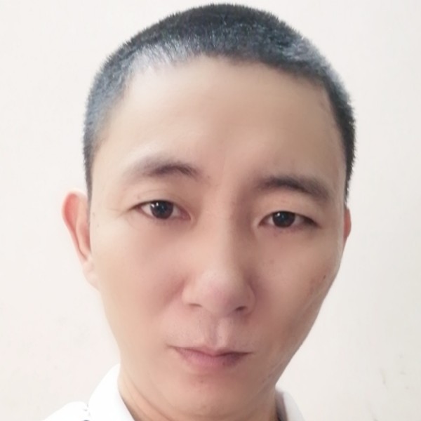小蝴蝶闻调皮的照片