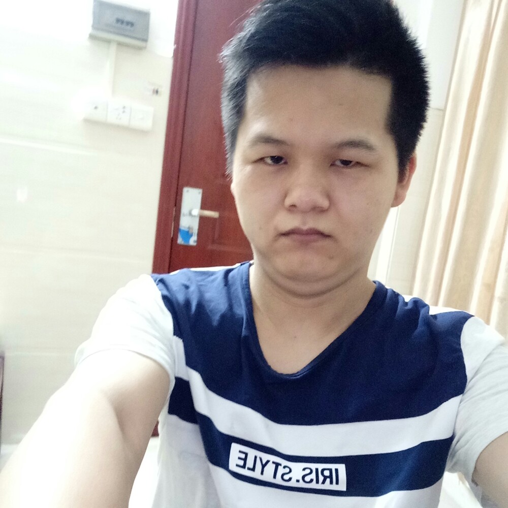 羽裳凝眸细腻的照片