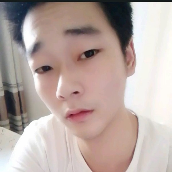 冯凡凡的照片