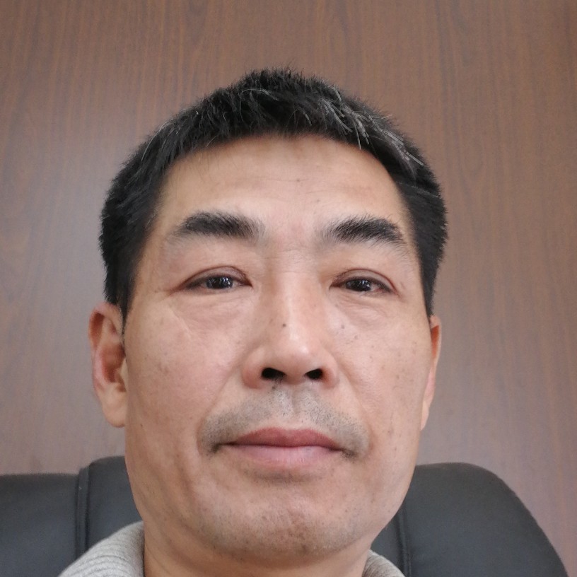 大叔睿智的照片
