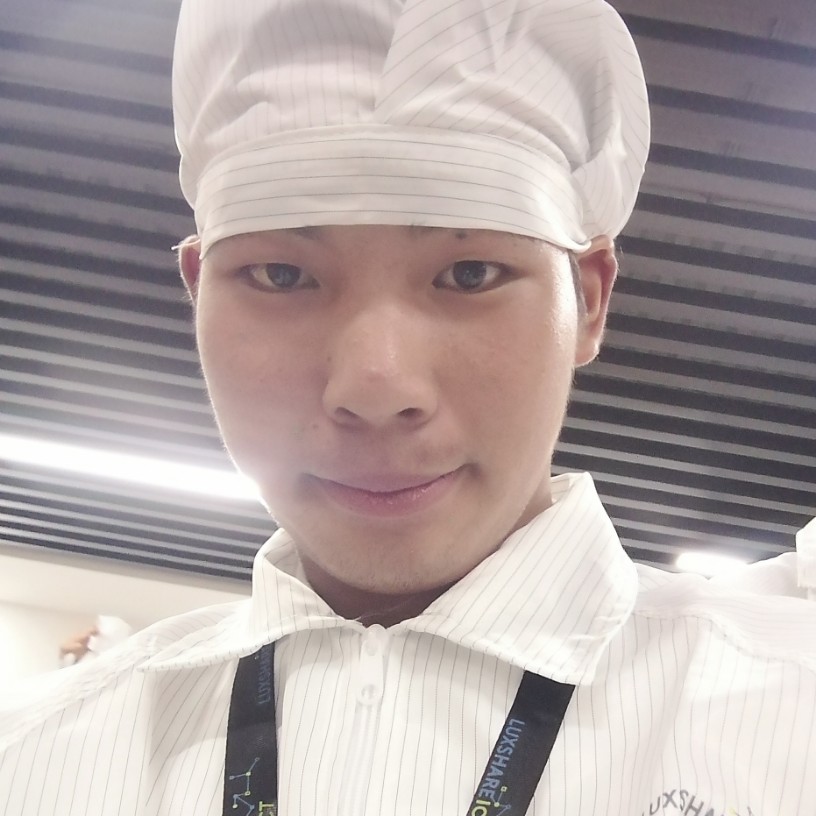 过客有单薄的照片