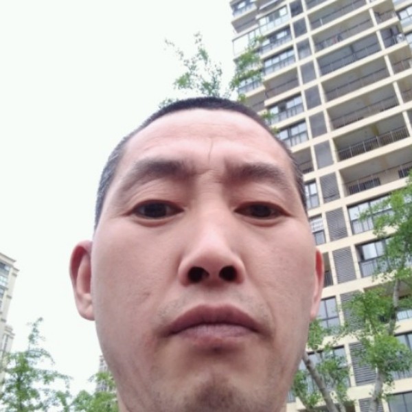 汪能国的照片