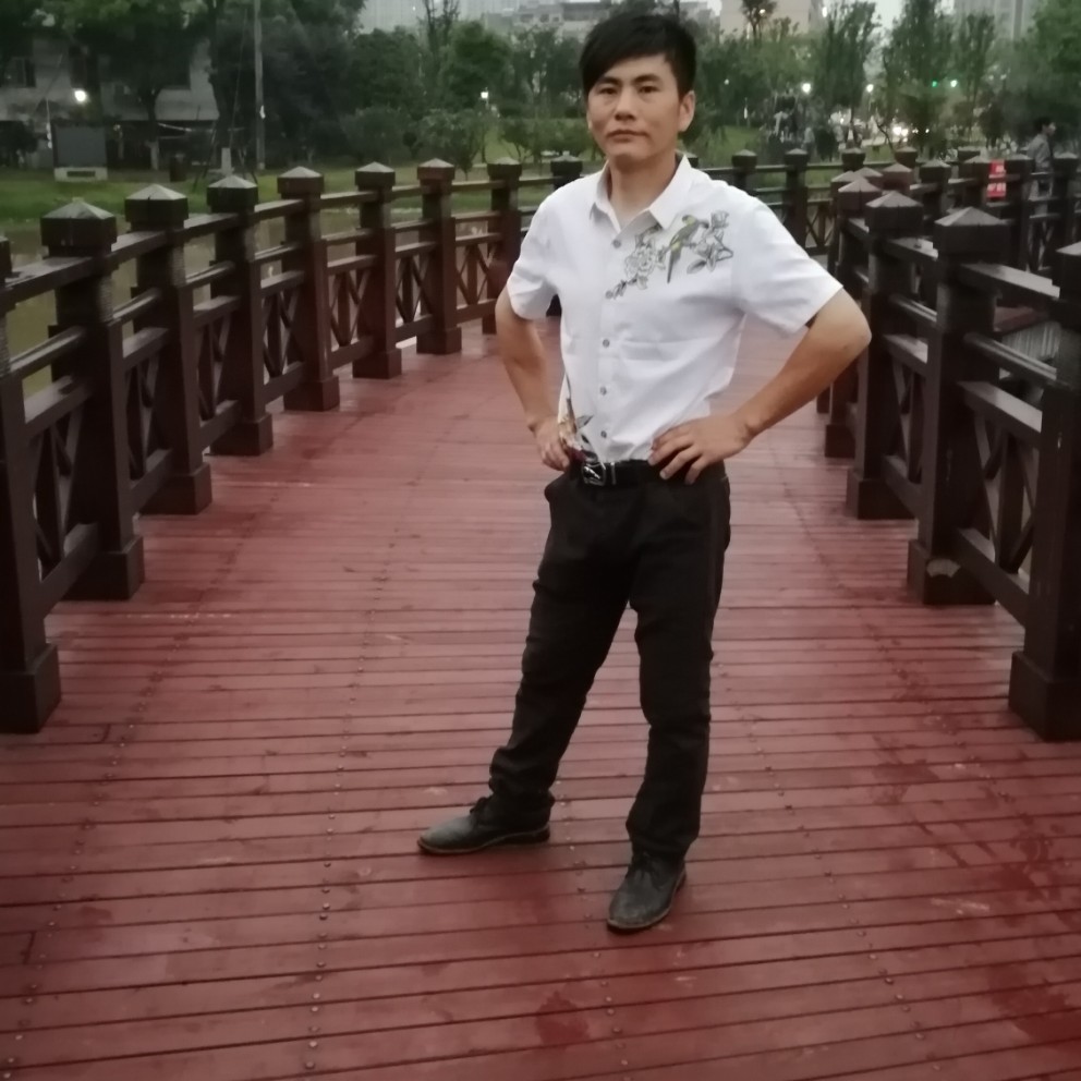珠红的照片