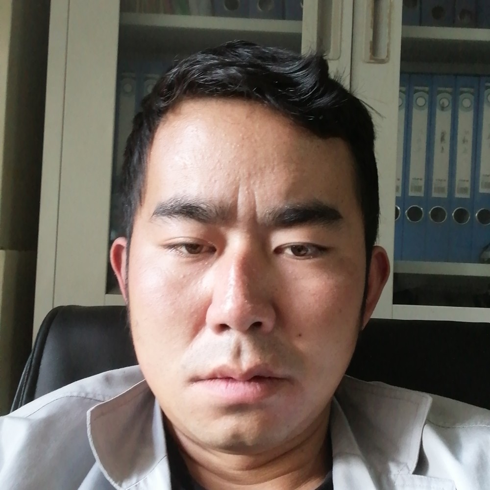 红尘苦恋饱满的照片