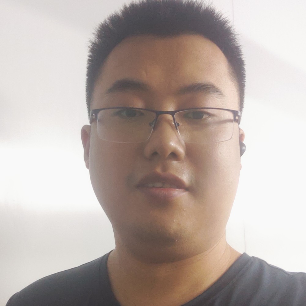 务实苦恋青衫的照片